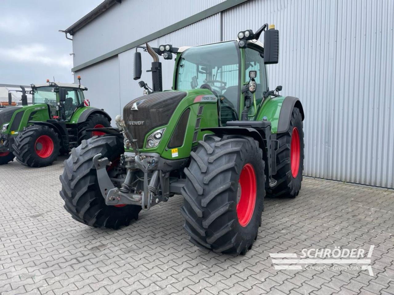 Traktor типа Fendt 724 VARIO S4 PROFI PLUS, Gebrauchtmaschine в Wildeshausen (Фотография 7)
