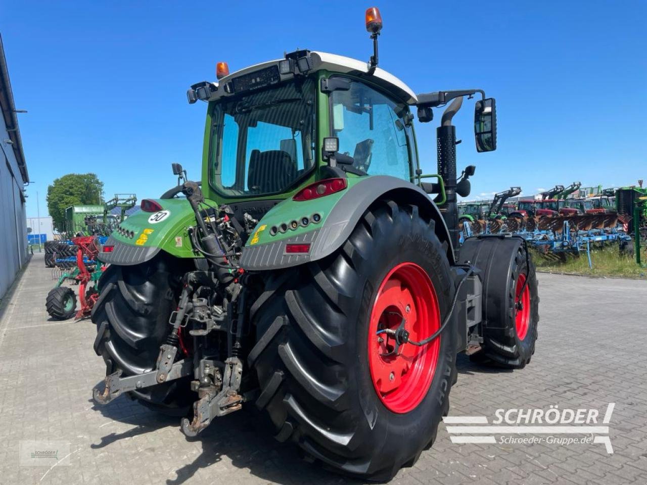 Traktor Türe ait Fendt 724 VARIO S4 PROFI PLUS, Gebrauchtmaschine içinde Wildeshausen (resim 11)