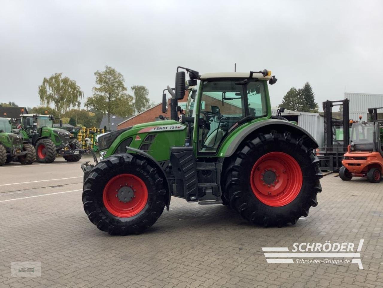 Traktor του τύπου Fendt 724 VARIO S4 PROFI PLUS, Gebrauchtmaschine σε Wardenburg (Φωτογραφία 3)