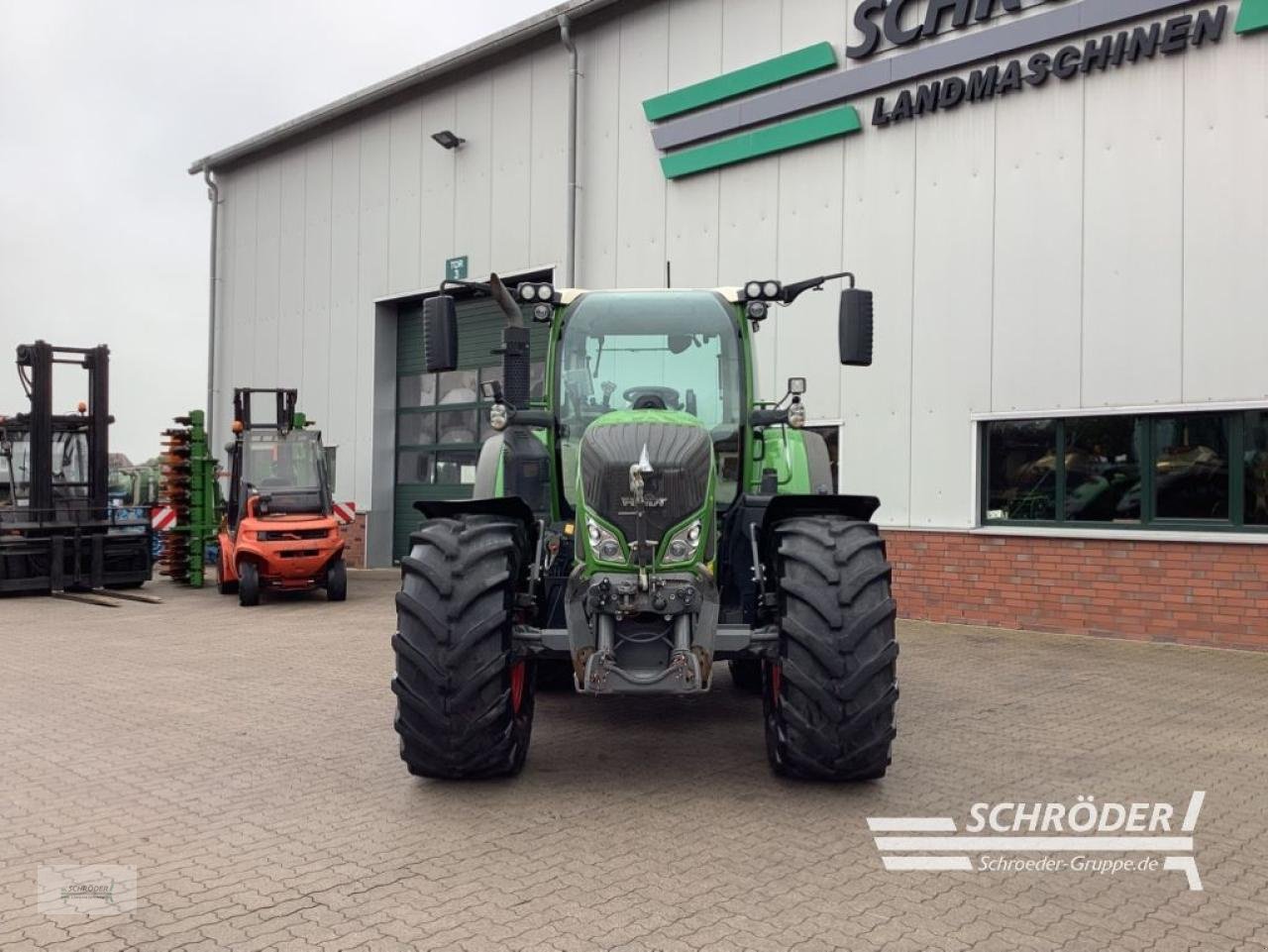 Traktor του τύπου Fendt 724 VARIO S4 PROFI PLUS, Gebrauchtmaschine σε Wardenburg (Φωτογραφία 13)