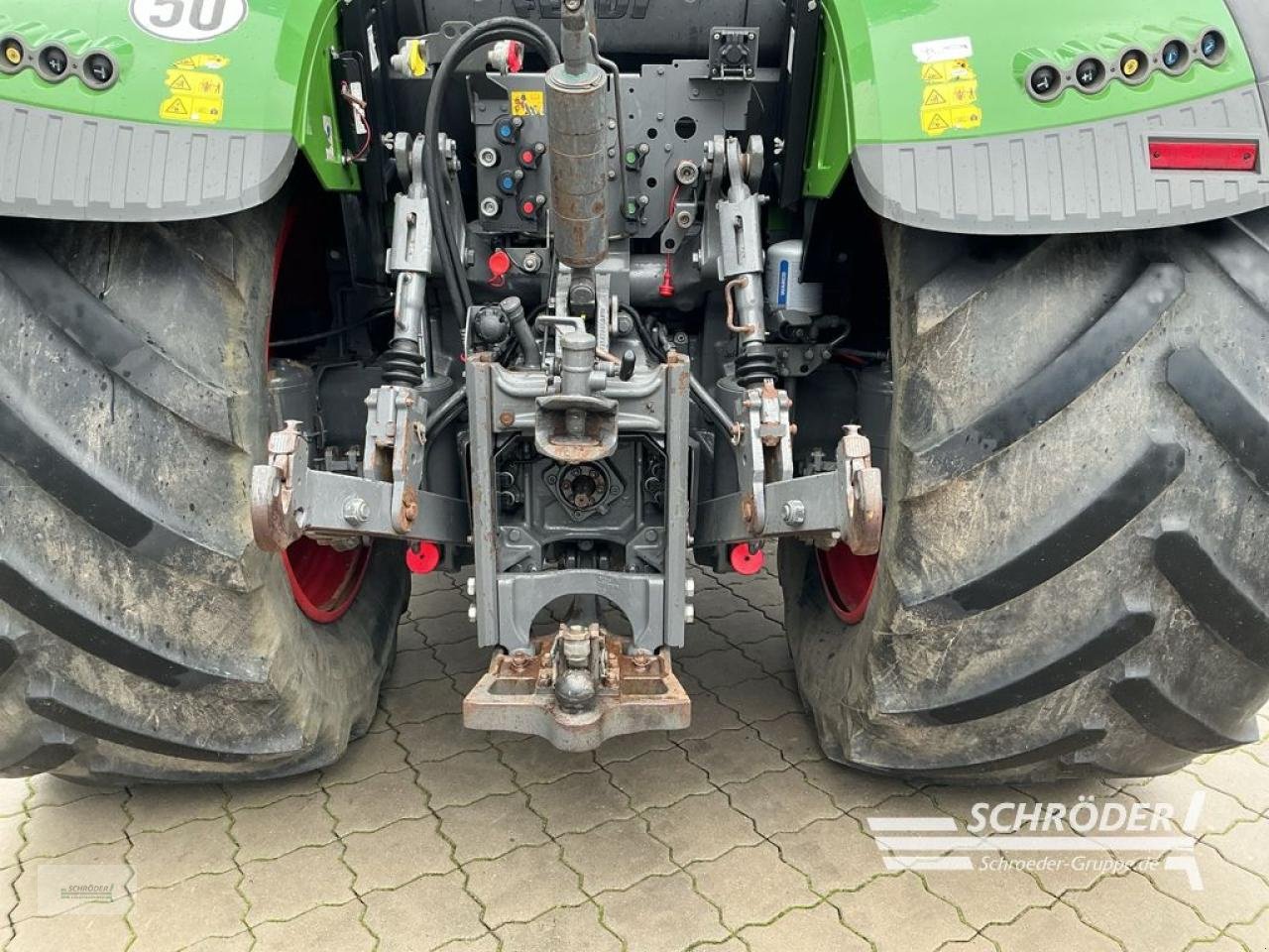 Traktor tipa Fendt 724 VARIO S4 PROFI PLUS, Gebrauchtmaschine u Hemmoor (Slika 8)