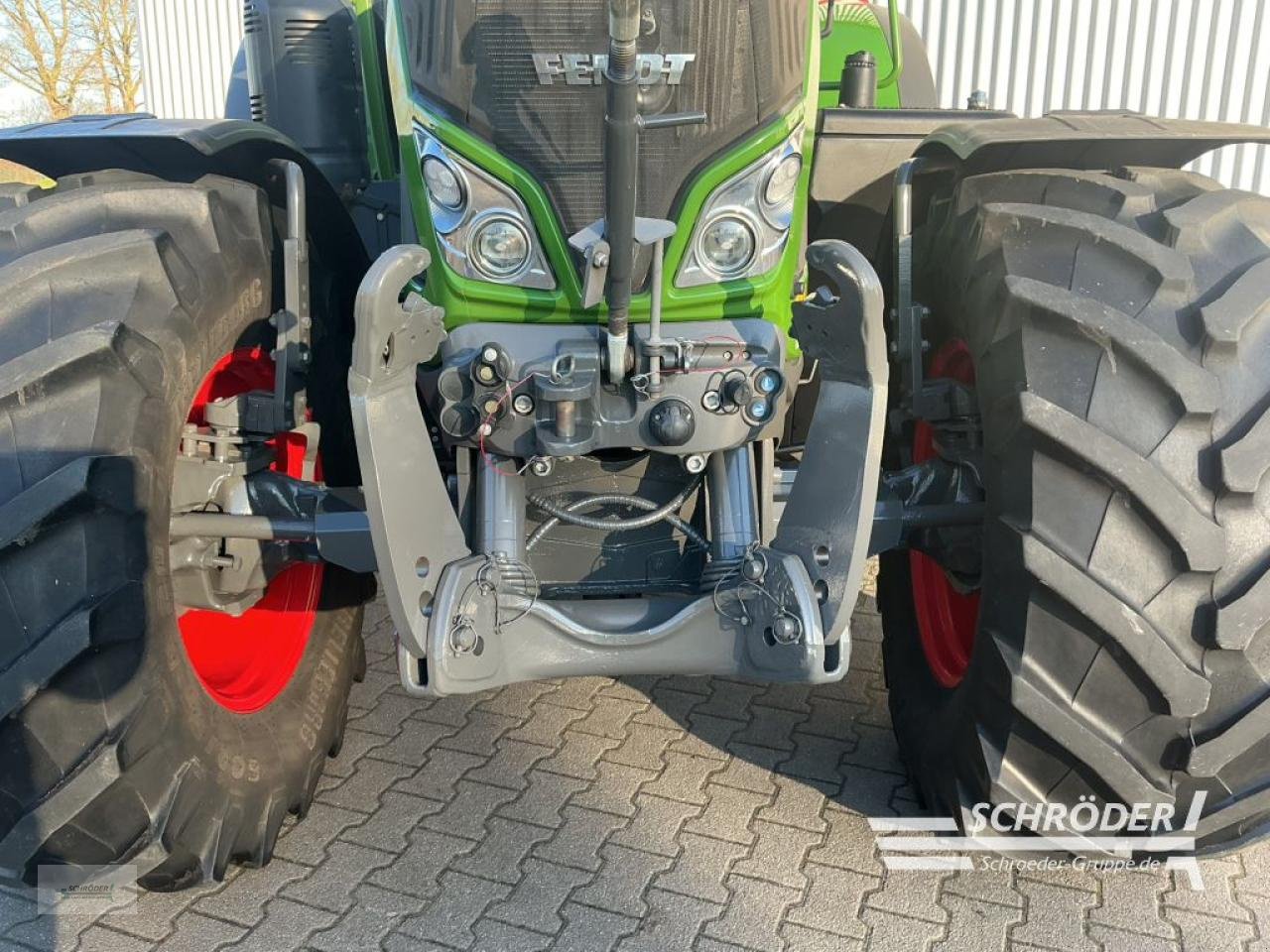 Traktor of the type Fendt 724 VARIO S4 PROFI PLUS, Gebrauchtmaschine in Lastrup (Picture 7)