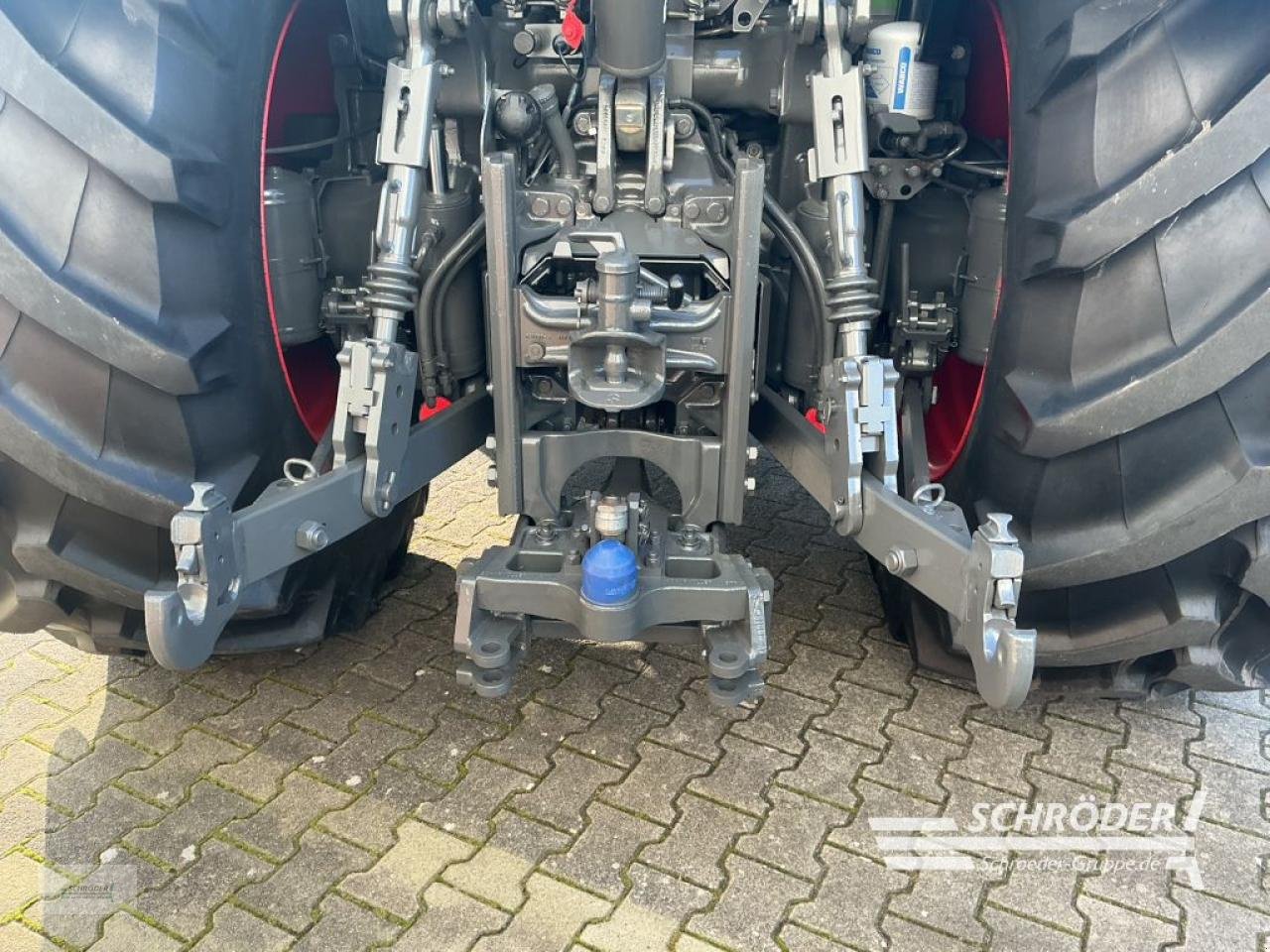 Traktor of the type Fendt 724 VARIO S4 PROFI PLUS, Gebrauchtmaschine in Lastrup (Picture 13)