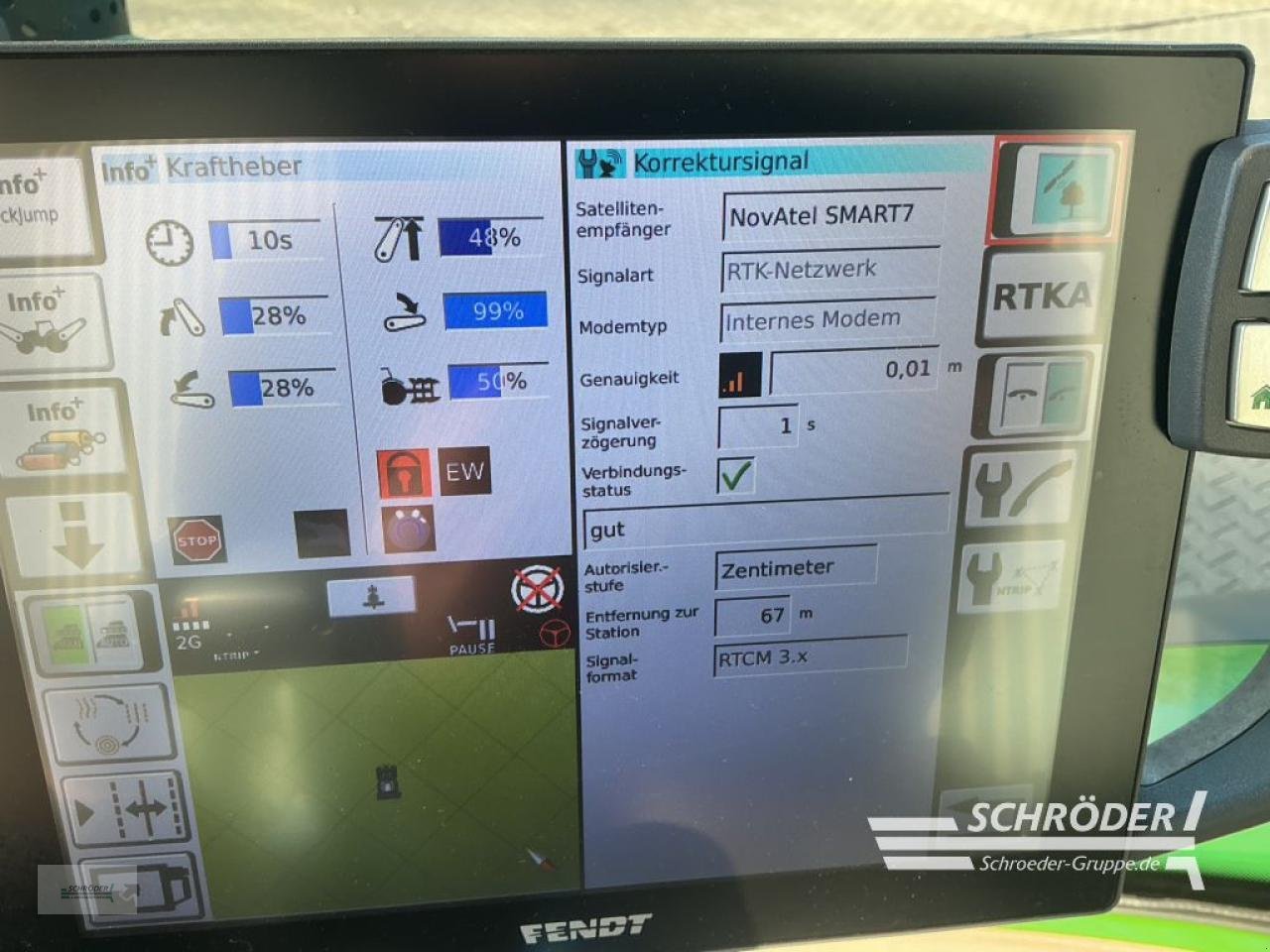 Traktor of the type Fendt 724 VARIO S4 PROFI PLUS, Gebrauchtmaschine in Lastrup (Picture 24)