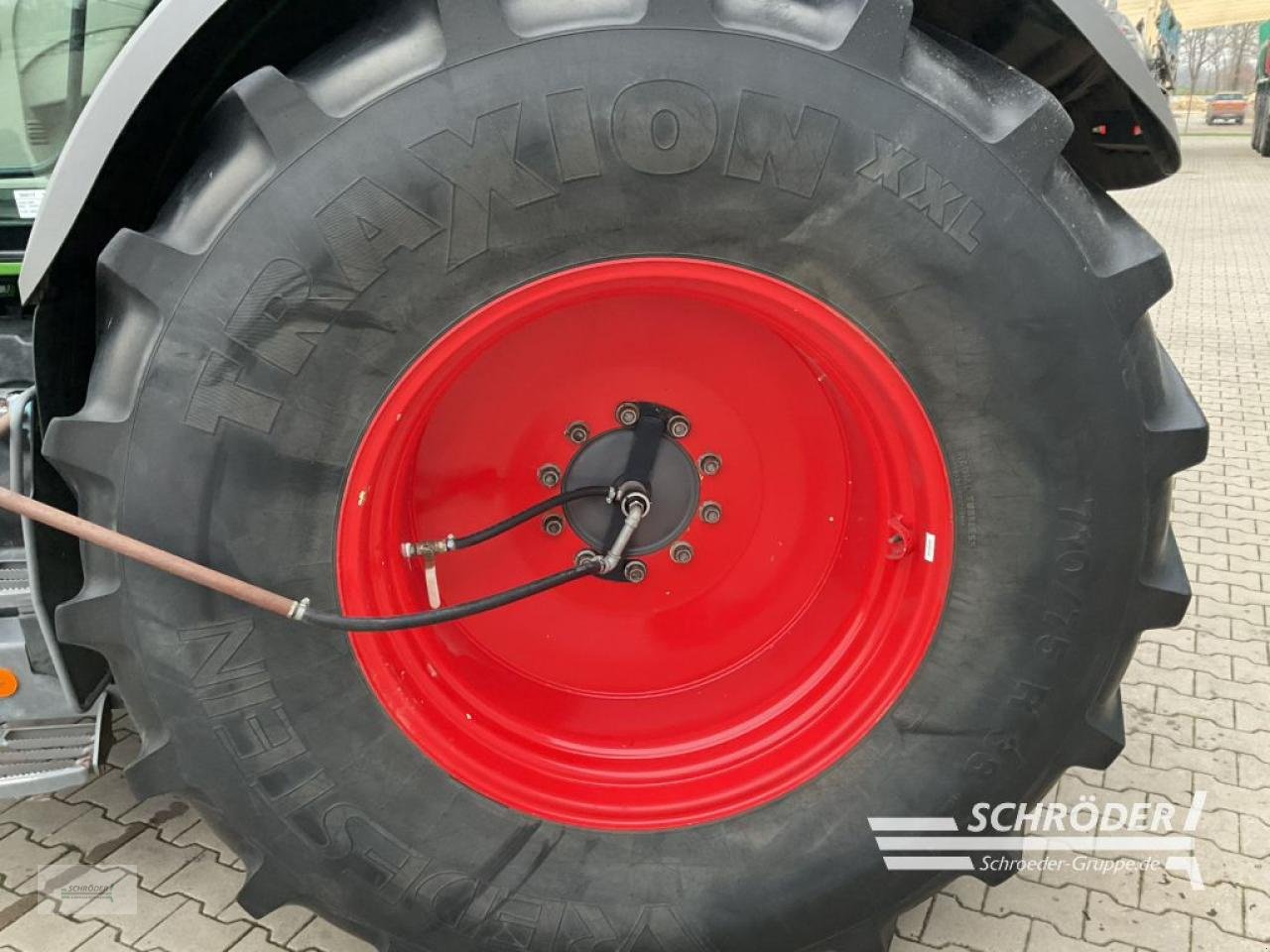 Traktor des Typs Fendt 724 VARIO S4 PROFI PLUS, Gebrauchtmaschine in Holdorf (Bild 9)