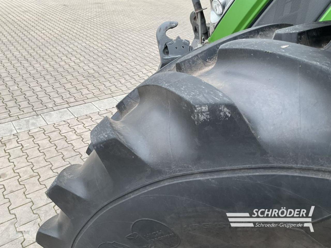 Traktor des Typs Fendt 724 VARIO S4 PROFI PLUS, Gebrauchtmaschine in Holdorf (Bild 12)