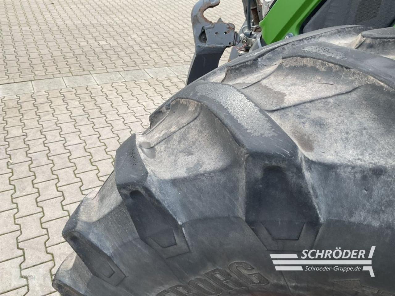 Traktor des Typs Fendt 724 VARIO S4 PROFI PLUS, Gebrauchtmaschine in Holdorf (Bild 10)