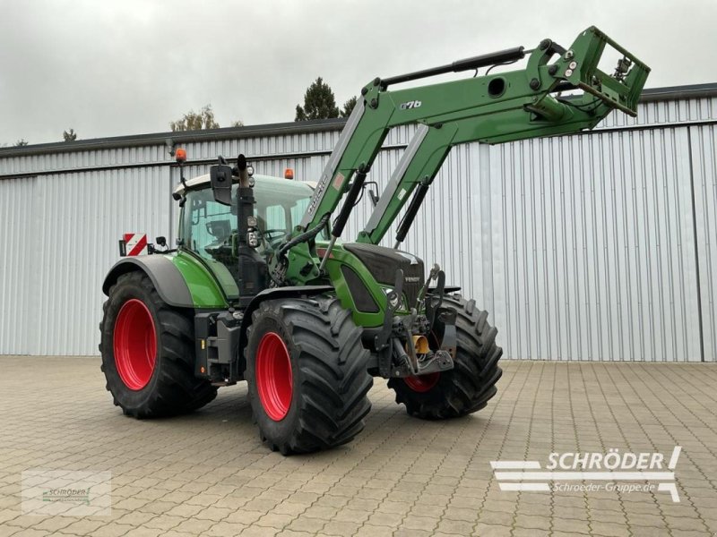 Traktor от тип Fendt 724 VARIO S4 PROFI PLUS, Gebrauchtmaschine в Hemmoor (Снимка 1)
