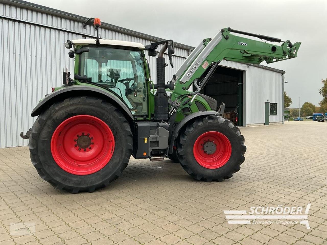 Traktor za tip Fendt 724 VARIO S4 PROFI PLUS, Gebrauchtmaschine u Hemmoor (Slika 2)