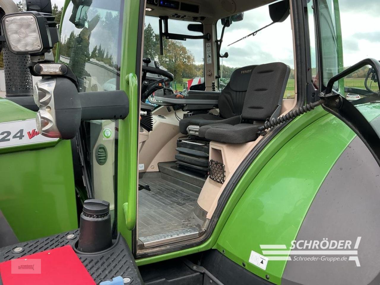 Traktor za tip Fendt 724 VARIO S4 PROFI PLUS, Gebrauchtmaschine u Hemmoor (Slika 16)