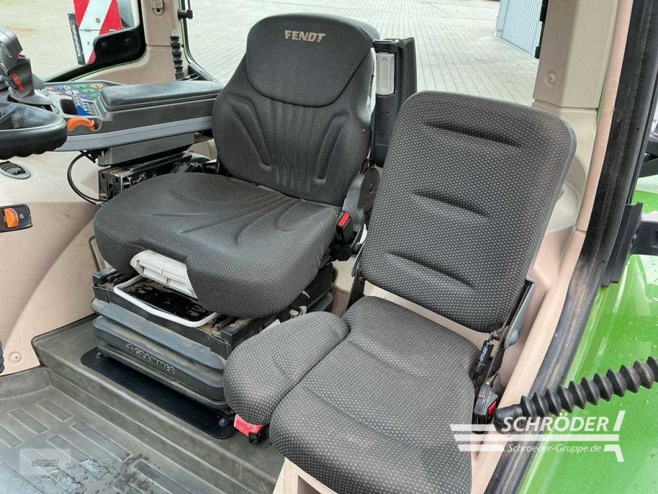 Traktor za tip Fendt 724 VARIO S4 PROFI PLUS, Gebrauchtmaschine u Hemmoor (Slika 17)