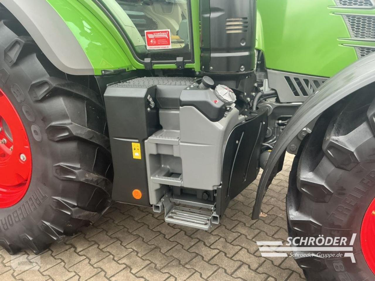 Traktor от тип Fendt 724 VARIO S4 PROFI PLUS, Gebrauchtmaschine в Lastrup (Снимка 12)