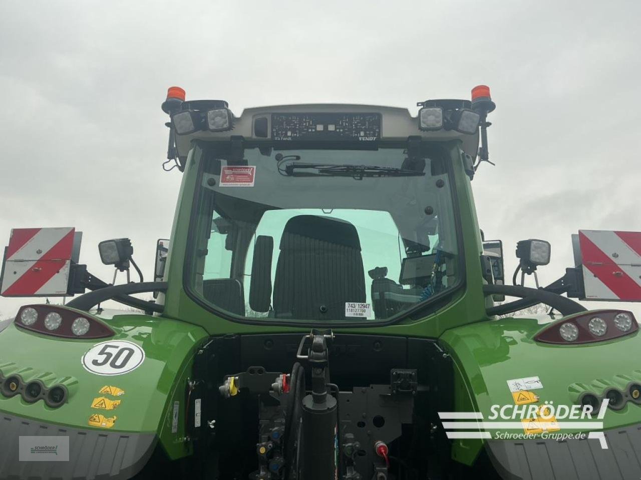 Traktor от тип Fendt 724 VARIO S4 PROFI PLUS, Gebrauchtmaschine в Lastrup (Снимка 16)