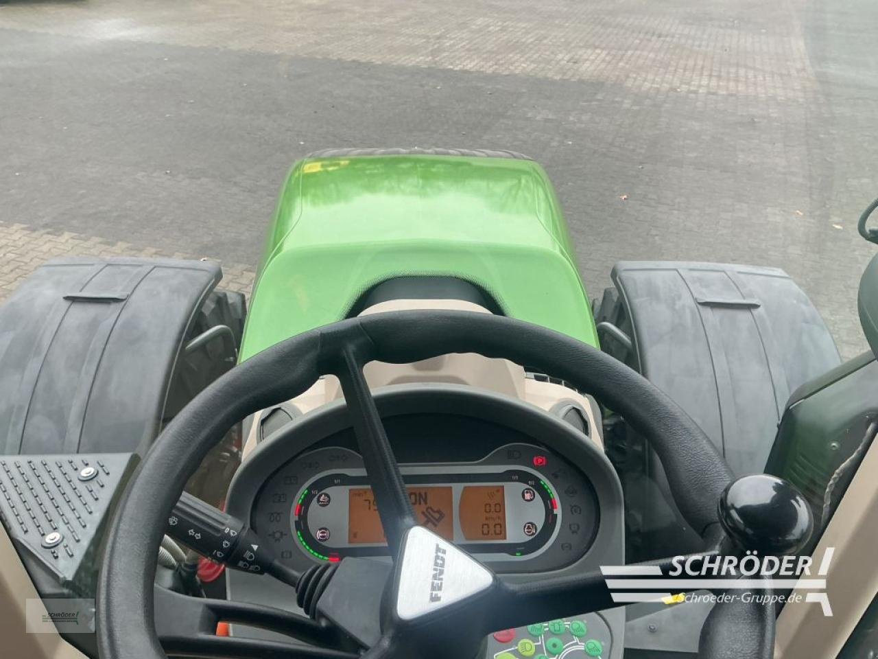 Traktor от тип Fendt 724 VARIO S4 PROFI PLUS, Gebrauchtmaschine в Lastrup (Снимка 22)