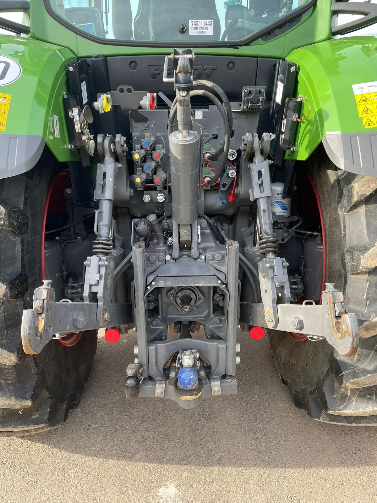 Traktor tip Fendt 724 Vario S4 Profi Plus, Gebrauchtmaschine in Homberg (Poză 4)