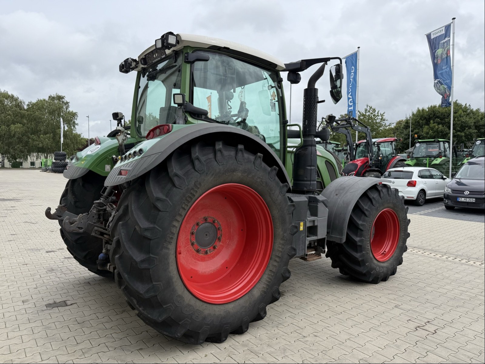 Traktor del tipo Fendt 724 Vario S4 Profi, Gebrauchtmaschine In Bad Oldesloe (Immagine 12)