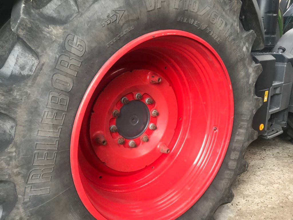 Traktor des Typs Fendt 724 Vario S4 ProfiPlus, Gebrauchtmaschine in Husum (Bild 3)