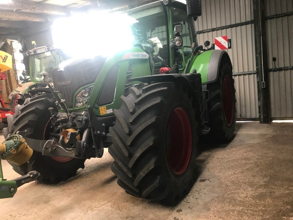 Traktor des Typs Fendt 724 Vario S4 ProfiPlus, Gebrauchtmaschine in Husum (Bild 10)