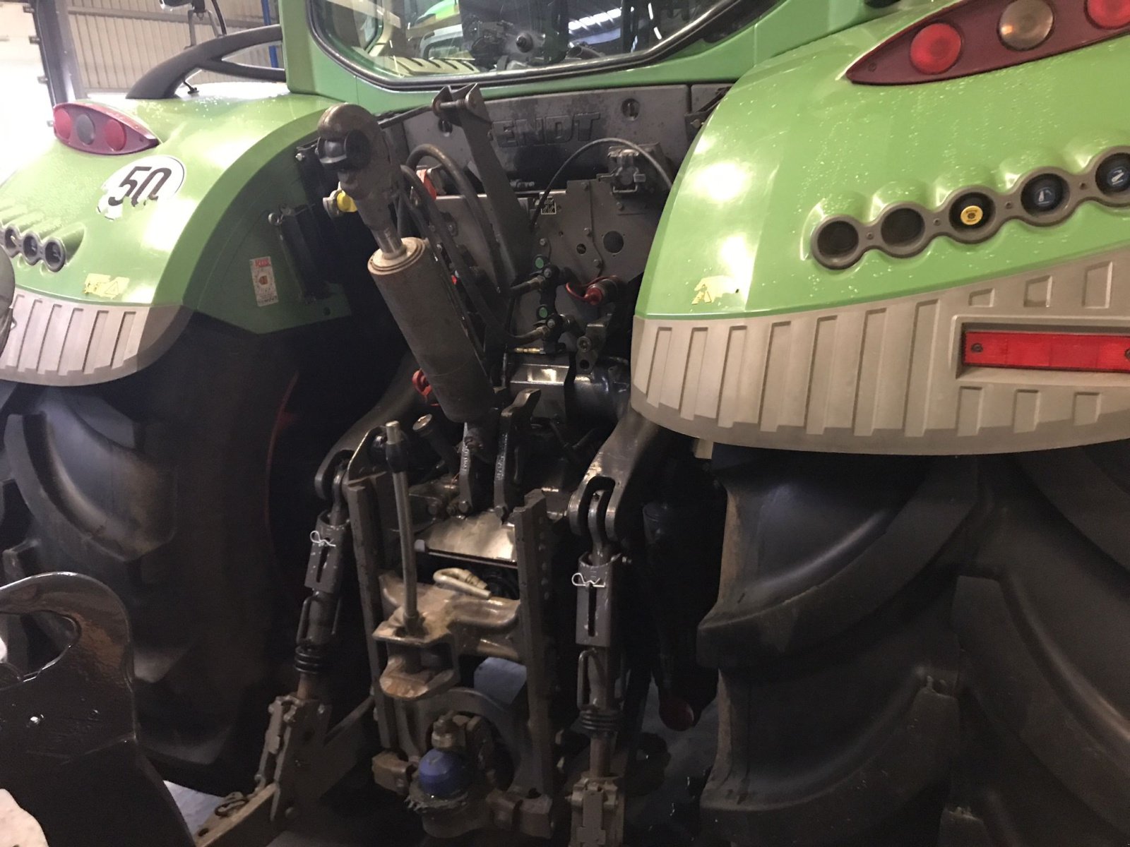 Traktor типа Fendt 724 Vario S4 ProfiPlus, Gebrauchtmaschine в Husum (Фотография 3)