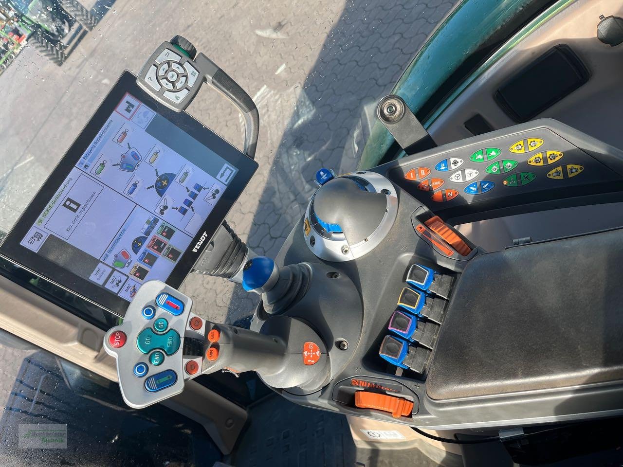 Traktor типа Fendt 724 Vario S4 ProfiPlus, Gebrauchtmaschine в Coppenbruegge (Фотография 6)