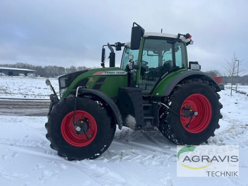 Traktor типа Fendt 724 VARIO S4, Gebrauchtmaschine в Schneverdingen (Фотография 2)