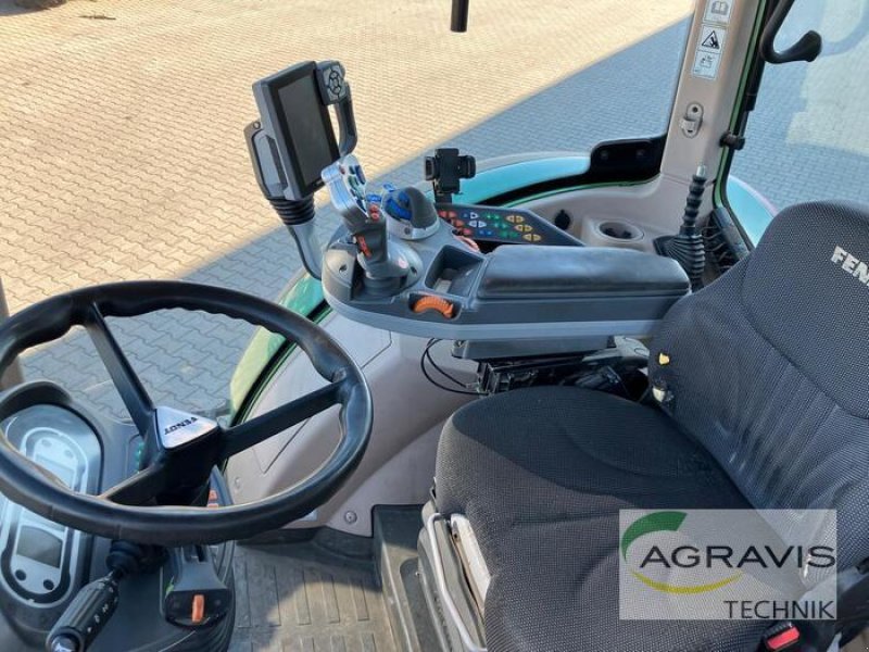 Traktor Türe ait Fendt 724 VARIO S4, Gebrauchtmaschine içinde Bardowick (resim 7)