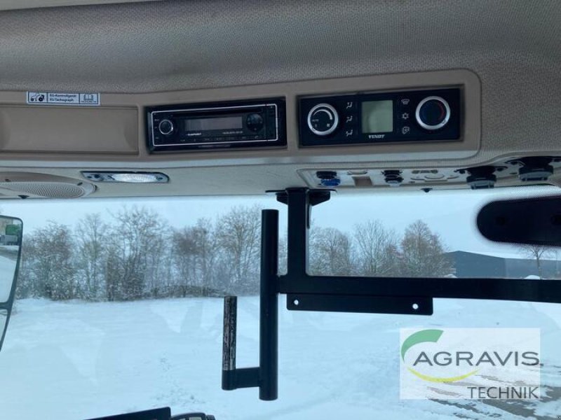 Traktor Türe ait Fendt 724 VARIO S4, Gebrauchtmaschine içinde Söhlde-Hoheneggelsen (resim 17)
