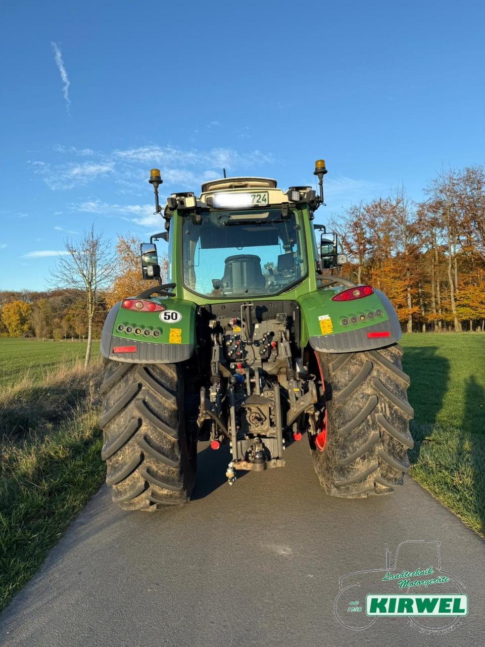 Traktor of the type Fendt 724 Vario S4, Gebrauchtmaschine in Blankenheim (Picture 8)