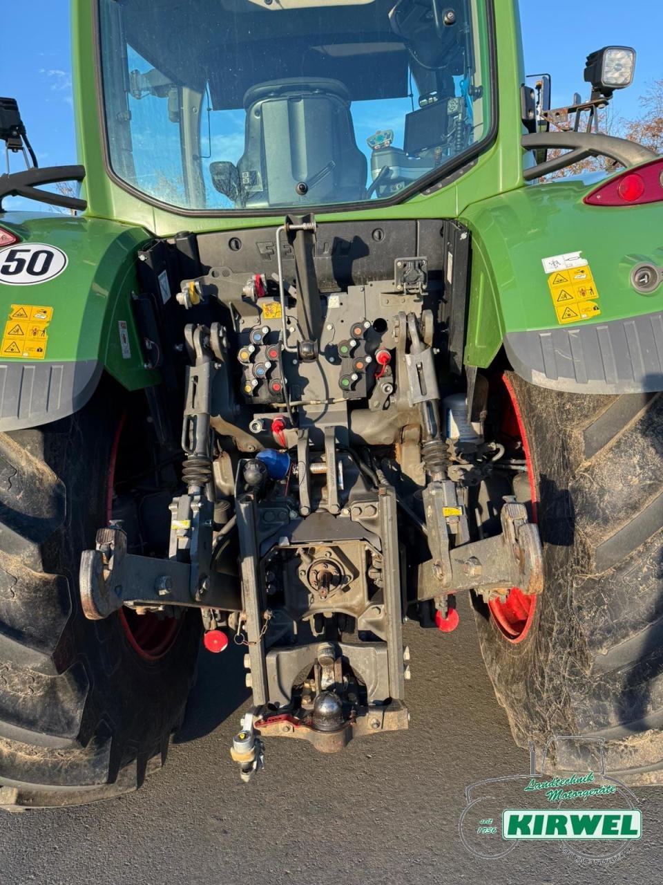 Traktor of the type Fendt 724 Vario S4, Gebrauchtmaschine in Blankenheim (Picture 9)