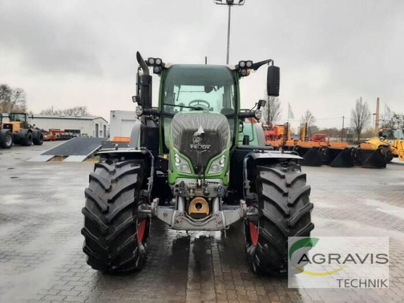 Traktor of the type Fendt 724 VARIO S4, Gebrauchtmaschine in Calbe / Saale (Picture 9)