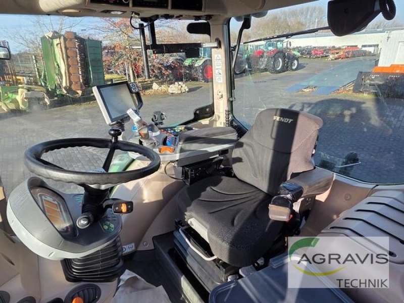 Traktor du type Fendt 724 VARIO S4, Gebrauchtmaschine en Calbe / Saale (Photo 10)