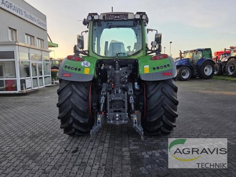 Traktor типа Fendt 724 VARIO S4, Gebrauchtmaschine в Calbe / Saale (Фотография 4)