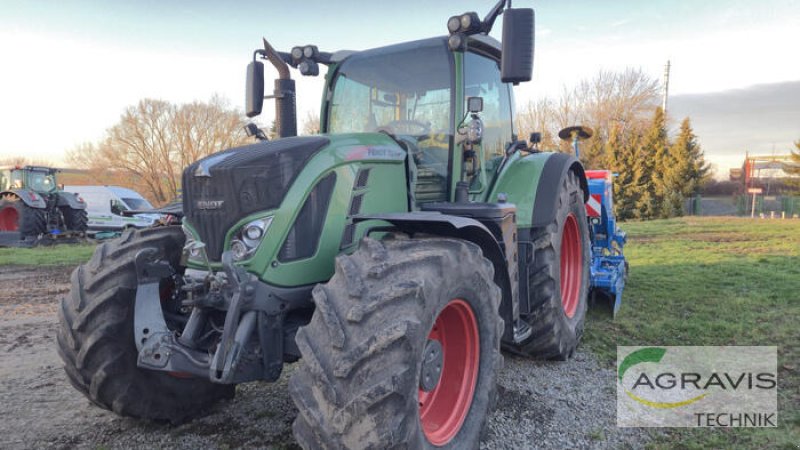 Traktor del tipo Fendt 724 VARIO S4, Gebrauchtmaschine en Schladen (Imagen 3)