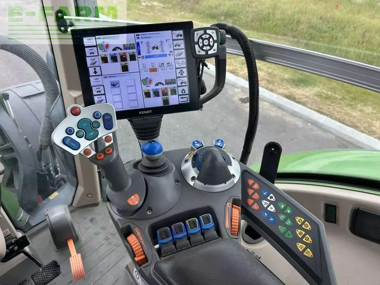 Traktor типа Fendt 724 vario s4, Gebrauchtmaschine в RANDERS SV (Фотография 8)