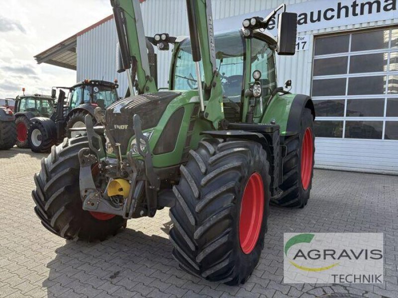 Traktor типа Fendt 724 VARIO S4, Gebrauchtmaschine в Olfen  (Фотография 1)