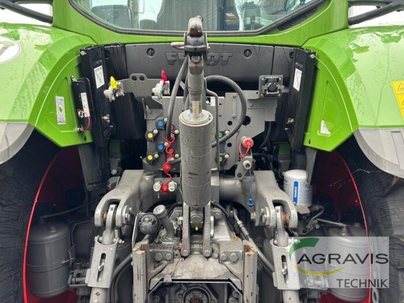 Traktor of the type Fendt 724 VARIO S4, Gebrauchtmaschine in Meppen-Versen (Picture 11)
