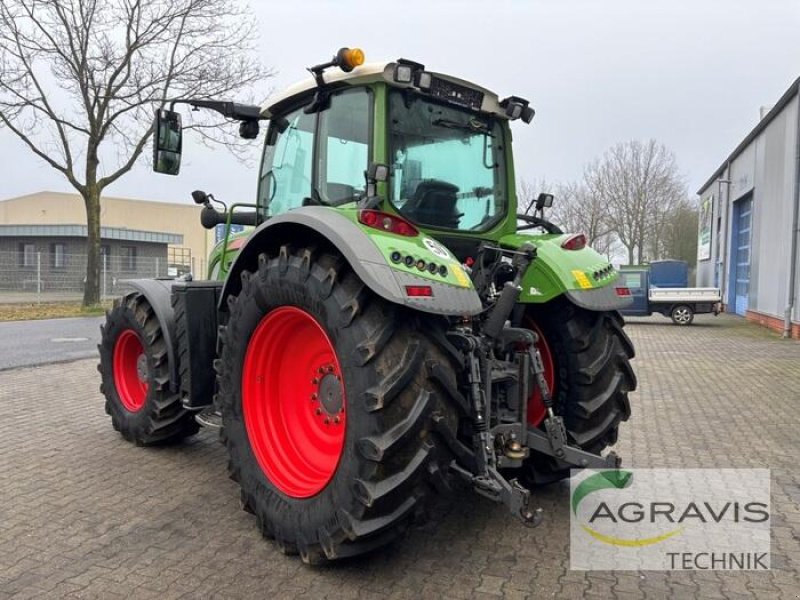 Traktor of the type Fendt 724 VARIO S4, Gebrauchtmaschine in Meppen-Versen (Picture 4)