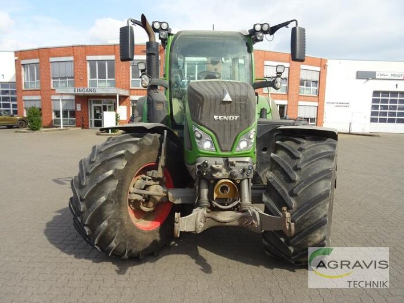 Traktor des Typs Fendt 724 VARIO S4, Gebrauchtmaschine in Uelzen (Bild 2)
