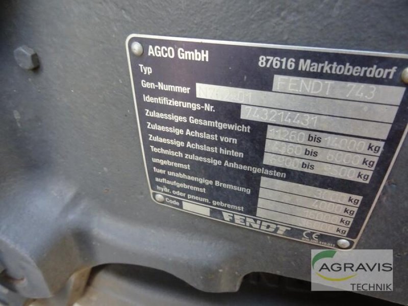 Traktor des Typs Fendt 724 VARIO S4, Gebrauchtmaschine in Uelzen (Bild 11)