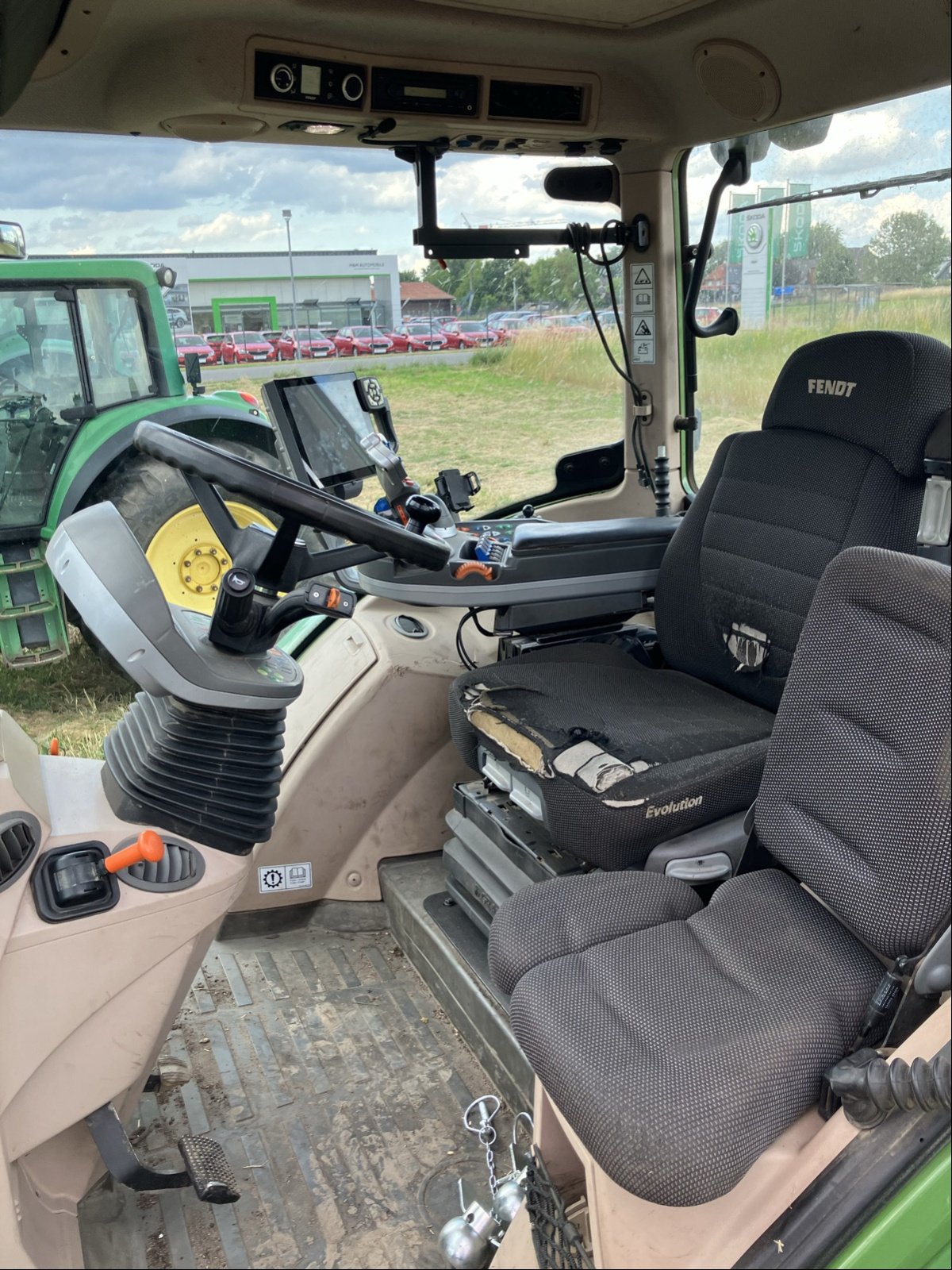 Traktor des Typs Fendt 724 Vario S4, Gebrauchtmaschine in Wittingen (Bild 11)