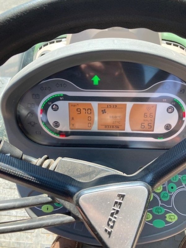 Traktor des Typs Fendt 724 Vario S4, Gebrauchtmaschine in Beedenbostel (Bild 6)