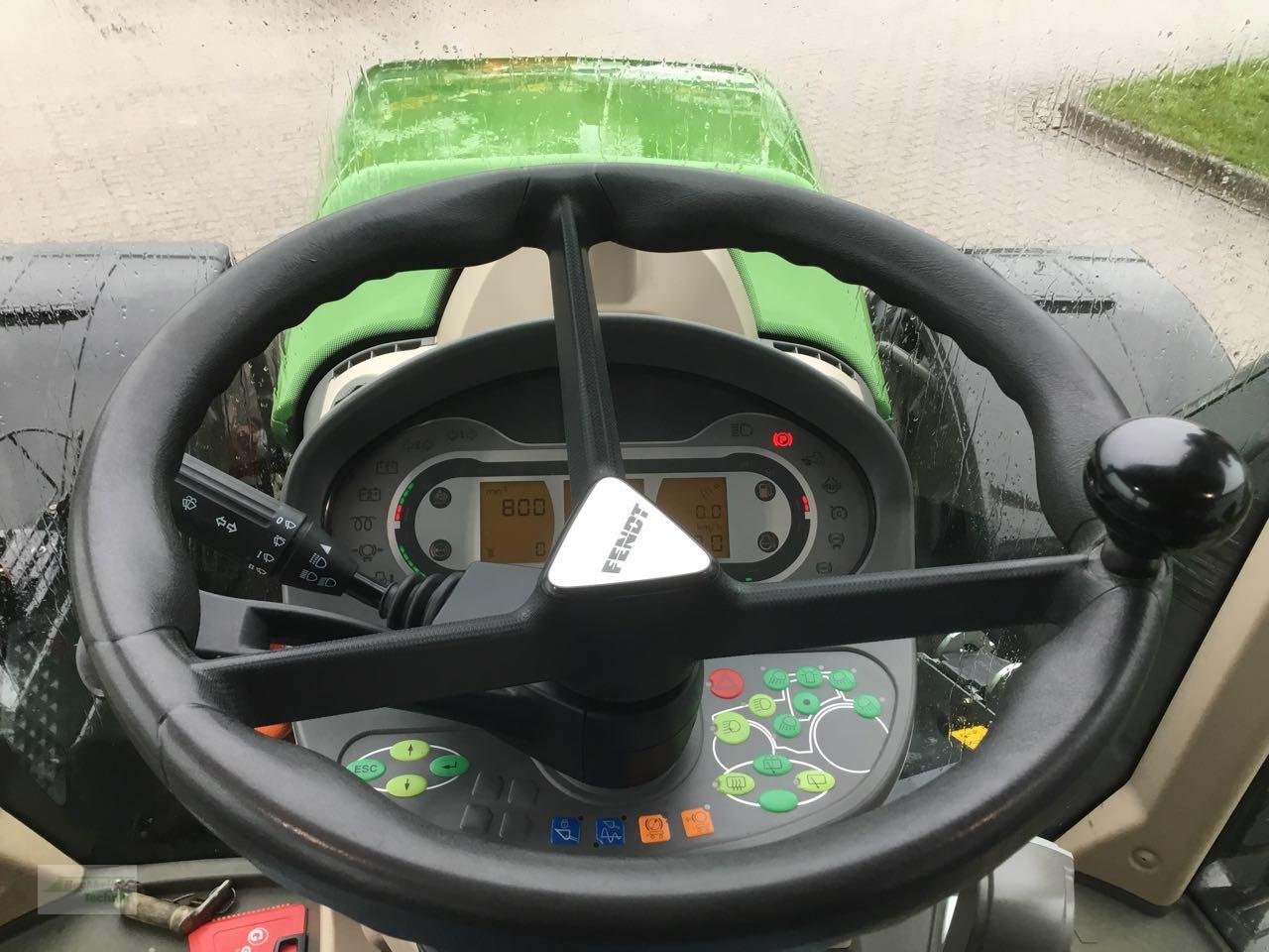 Traktor от тип Fendt 724 Vario S4, Gebrauchtmaschine в Coppenbruegge (Снимка 6)