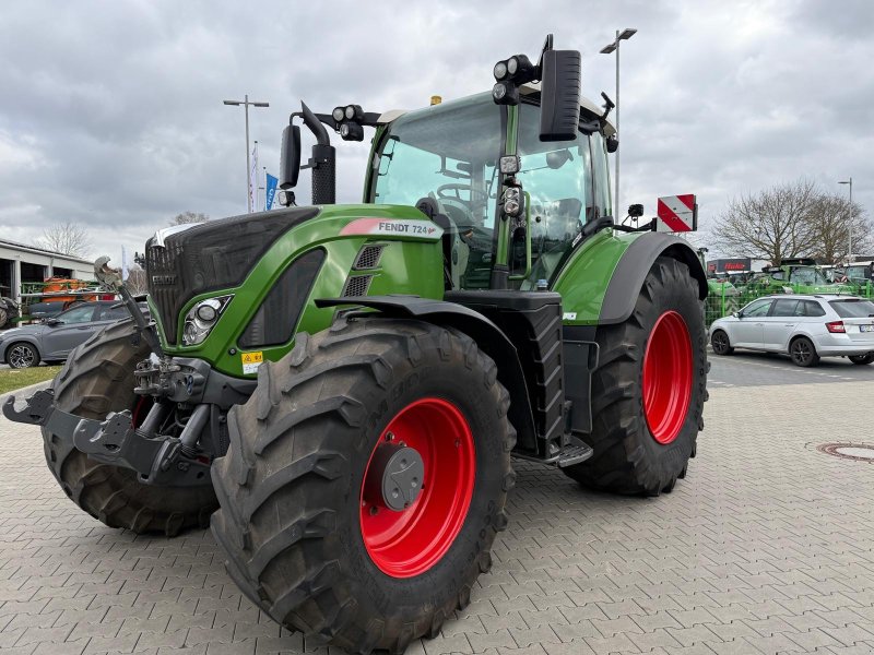 Traktor van het type Fendt 724 Vario S4, Gebrauchtmaschine in Bad Oldesloe (Foto 1)