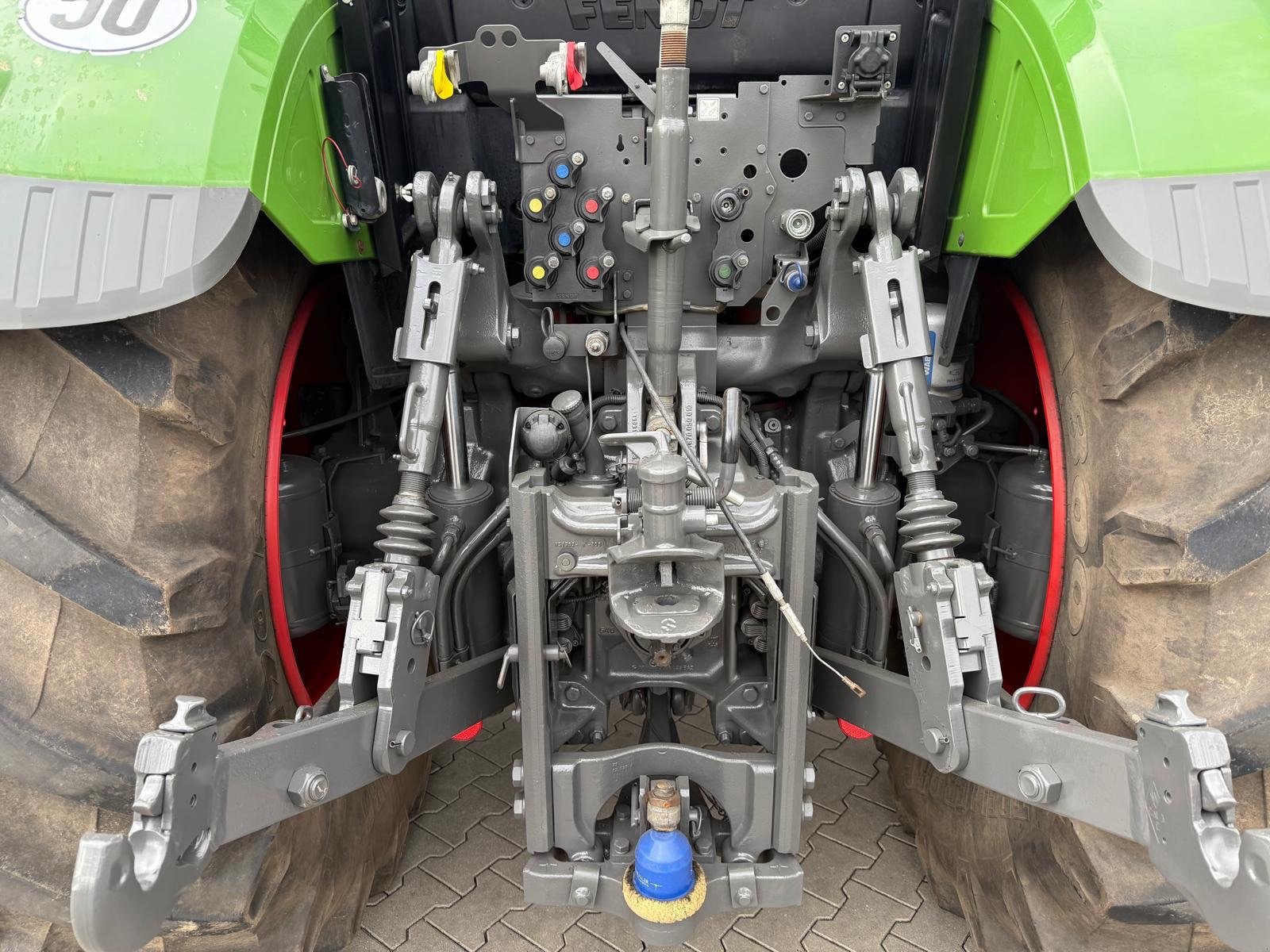 Traktor van het type Fendt 724 Vario S4, Gebrauchtmaschine in Bad Oldesloe (Foto 7)