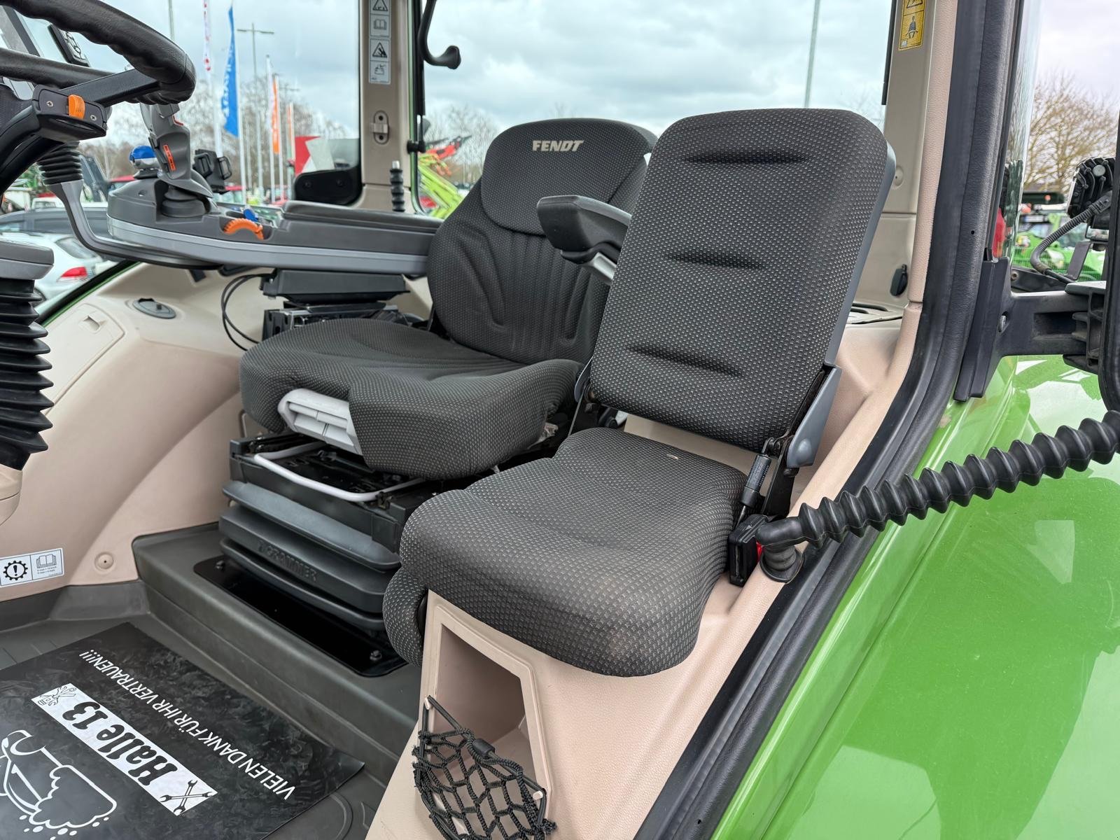 Traktor van het type Fendt 724 Vario S4, Gebrauchtmaschine in Bad Oldesloe (Foto 12)