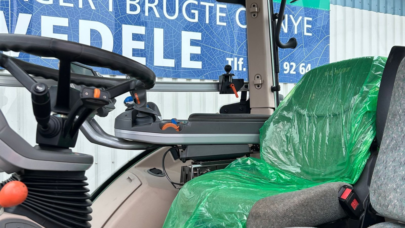 Traktor типа Fendt 724 Vario SCR Profi Plus Få timer, Gebrauchtmaschine в Rødekro (Фотография 12)