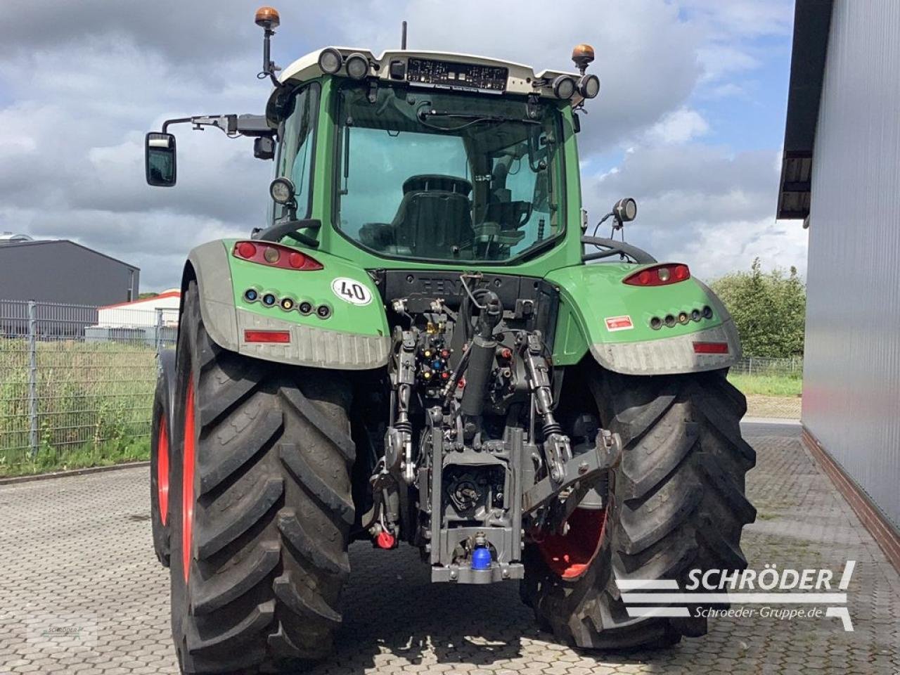 Traktor του τύπου Fendt 724 VARIO SCR PROFI PLUS, Gebrauchtmaschine σε Wildeshausen (Φωτογραφία 2)