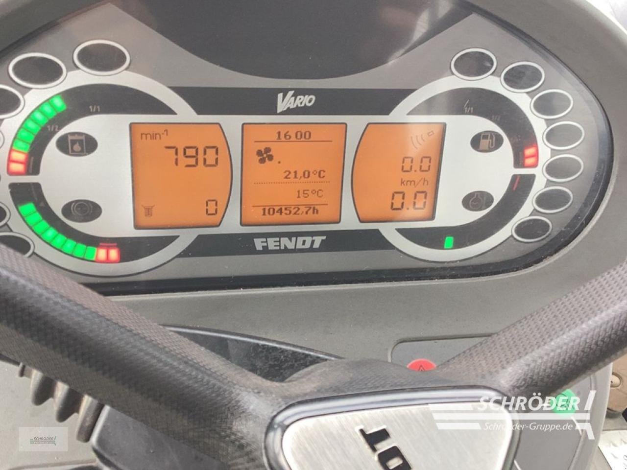 Traktor του τύπου Fendt 724 VARIO SCR PROFI PLUS, Gebrauchtmaschine σε Wildeshausen (Φωτογραφία 14)