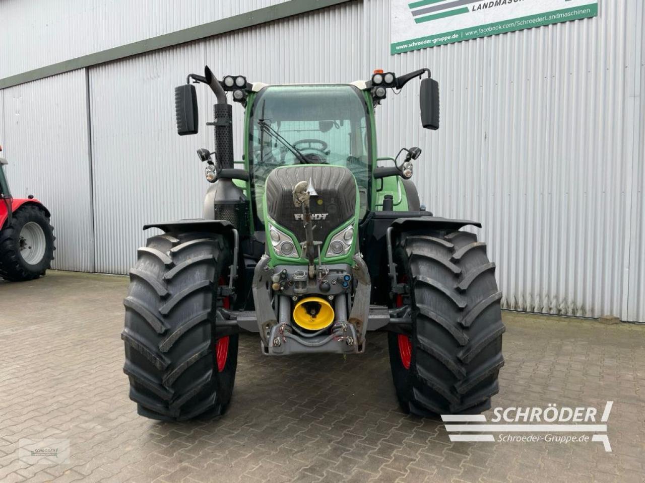 Traktor Türe ait Fendt 724 VARIO SCR PROFI, Gebrauchtmaschine içinde Wildeshausen (resim 8)