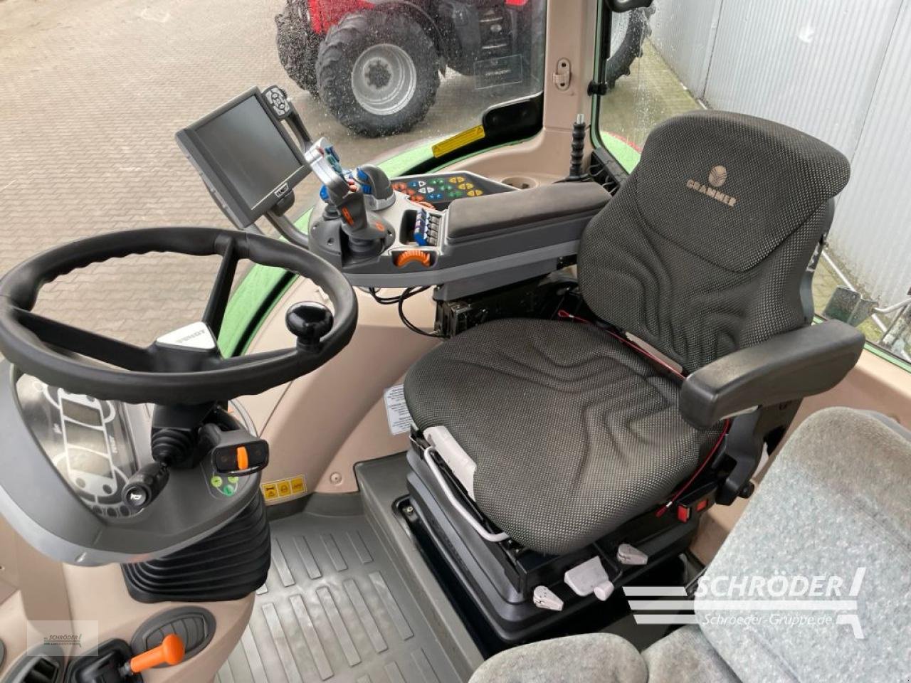 Traktor Türe ait Fendt 724 VARIO SCR PROFI, Gebrauchtmaschine içinde Wildeshausen (resim 12)